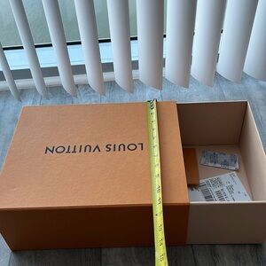 Louis Vuitton box